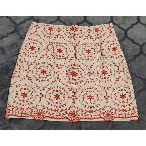 NWOT Loft Embroidered  Red & White Floral A-Line Skirt/Size 4 - Picture 2 of 6